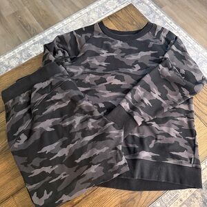 Athleta - Women’s Camo Sweatsuit Set